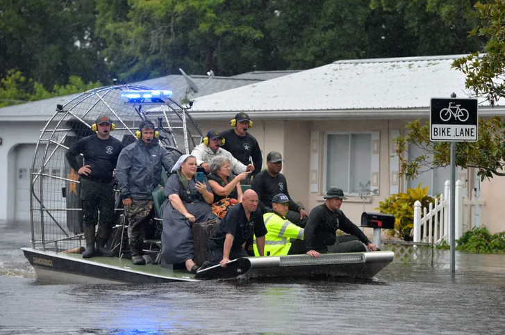 4 dead after Debby slams Florida, causing massive flooding and widespread outages: Updates